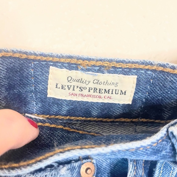 Levi’s Premium 501 High Rise Distressed Cutoff Shorts W26 Vintage Coastal Cool - Picture 5 of 8